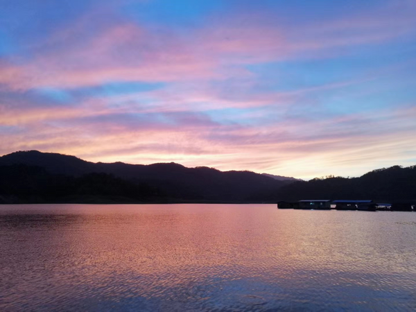 龙岩新罗区梅花湖